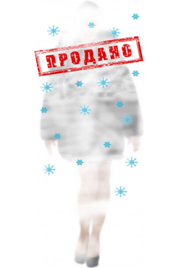 Короткая мутоновая шуба черного цвета с капюшоном